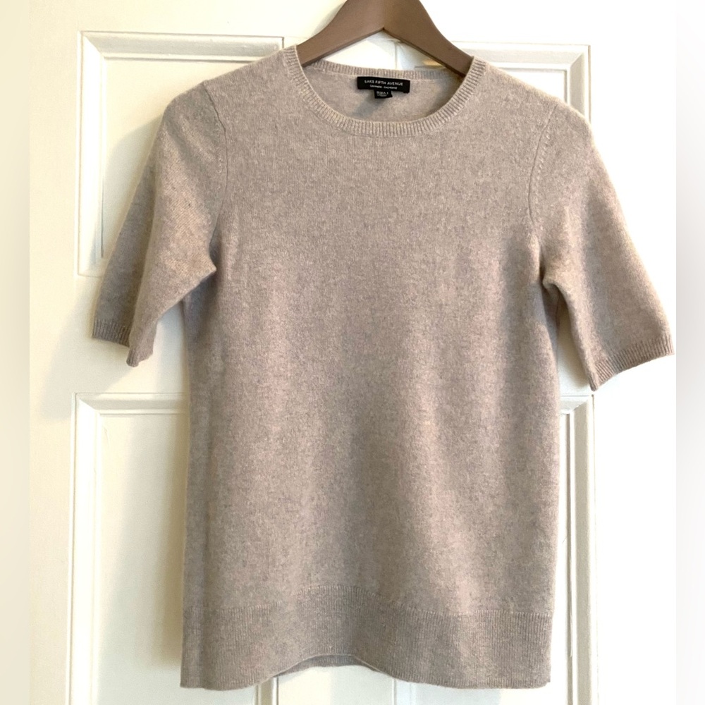Saks Fifth Avenue Light Gray Cashmere Sweater - size XS